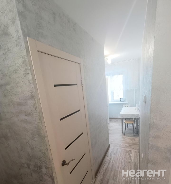 Сдается 1-комнатная квартира, 30 м²