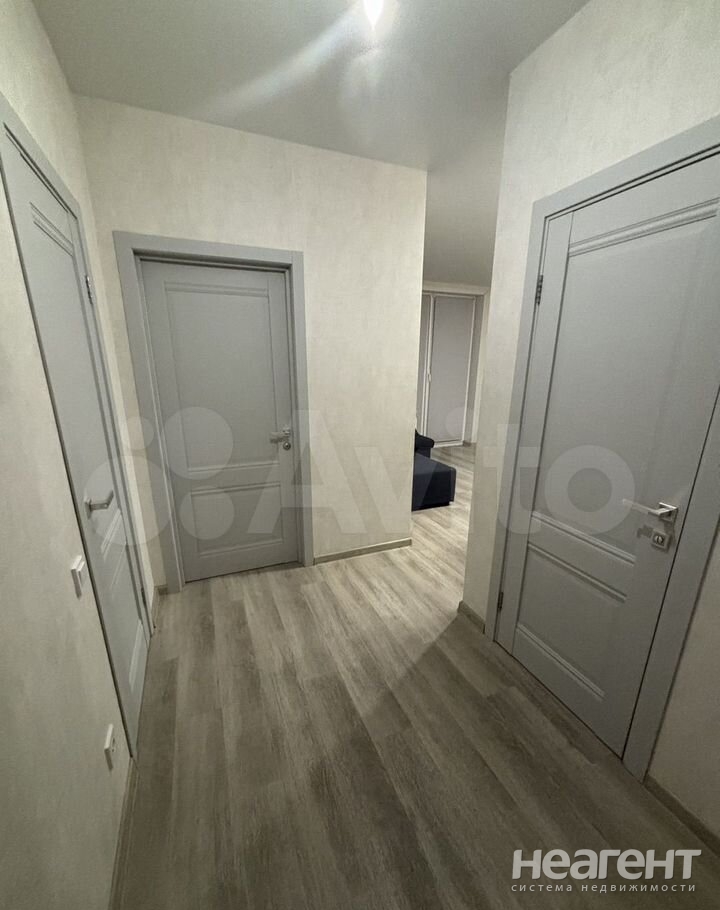 Сдается 1-комнатная квартира, 39 м²