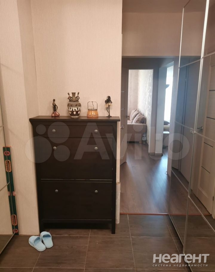 Сдается 1-комнатная квартира, 38 м²