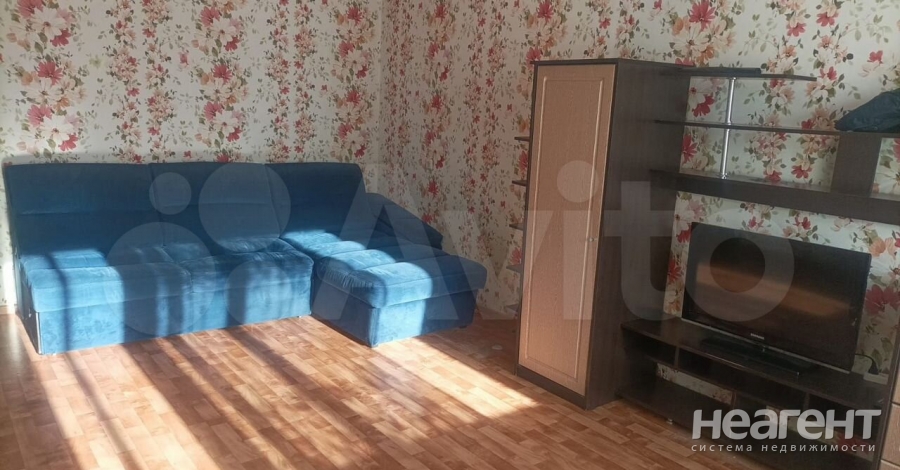 Сдается 1-комнатная квартира, 39 м²