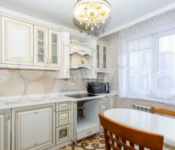 Продается Многокомнатная квартира, 78 м²