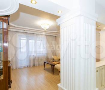 Продается Многокомнатная квартира, 78 м²