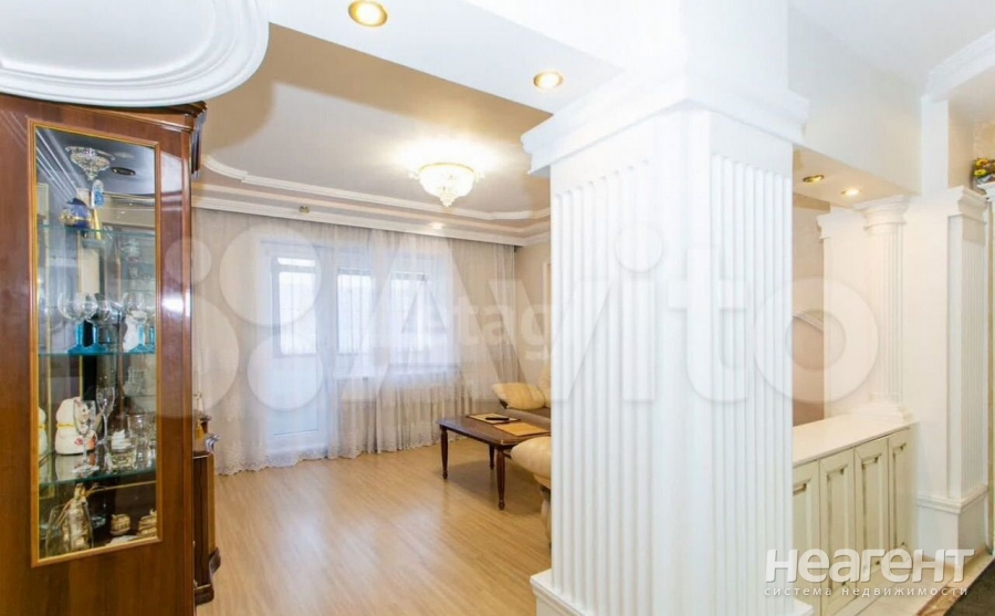 Продается Многокомнатная квартира, 78 м²