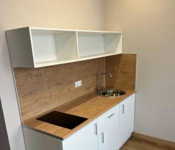 Продается 1-комнатная квартира, 18,4 м²