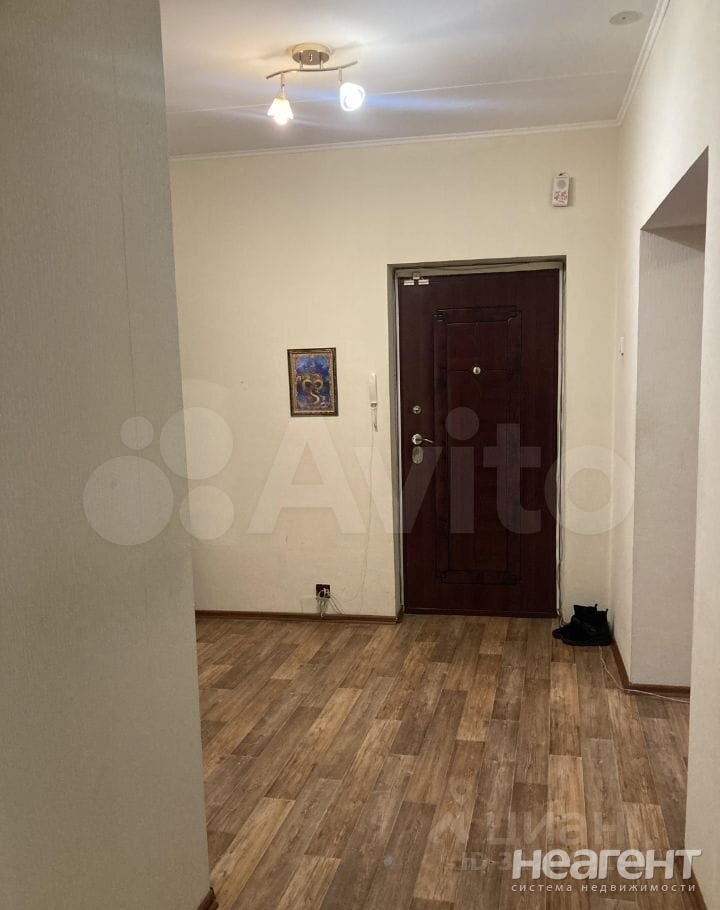 Сдается 2-х комнатная квартира, 68 м²