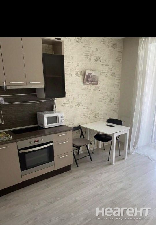 Сдается 1-комнатная квартира, 36 м²