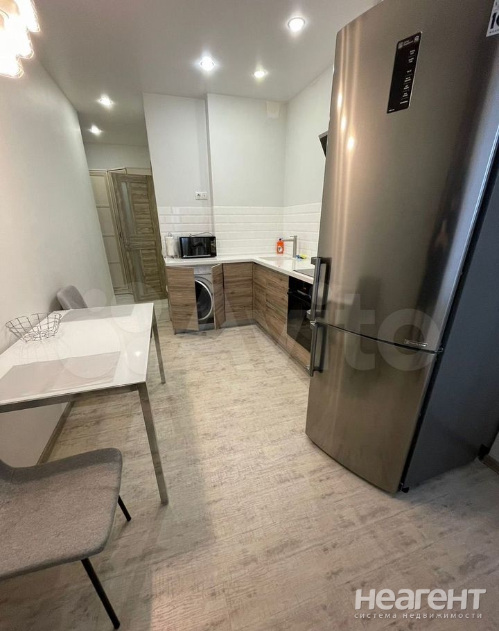 Сдается 1-комнатная квартира, 35 м²