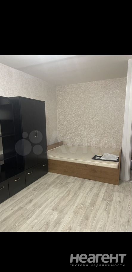 Сдается 1-комнатная квартира, 36 м²