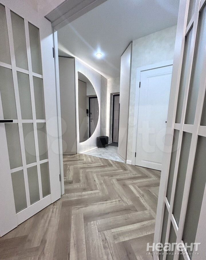 Сдается Многокомнатная квартира, 65 м²