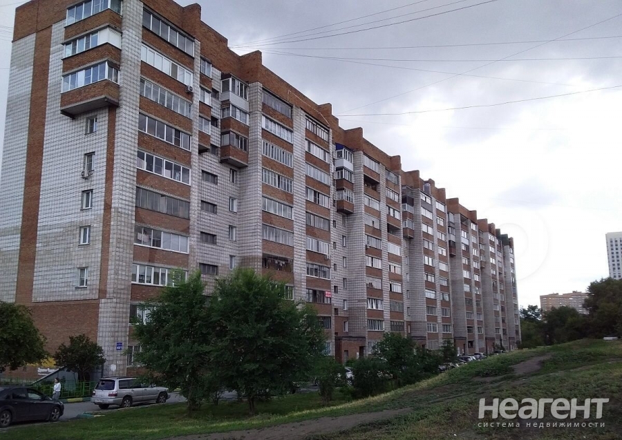 Продается Многокомнатная квартира, 73,6 м²