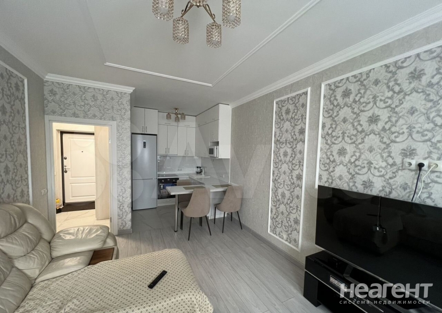 Сдается 1-комнатная квартира, 45 м²