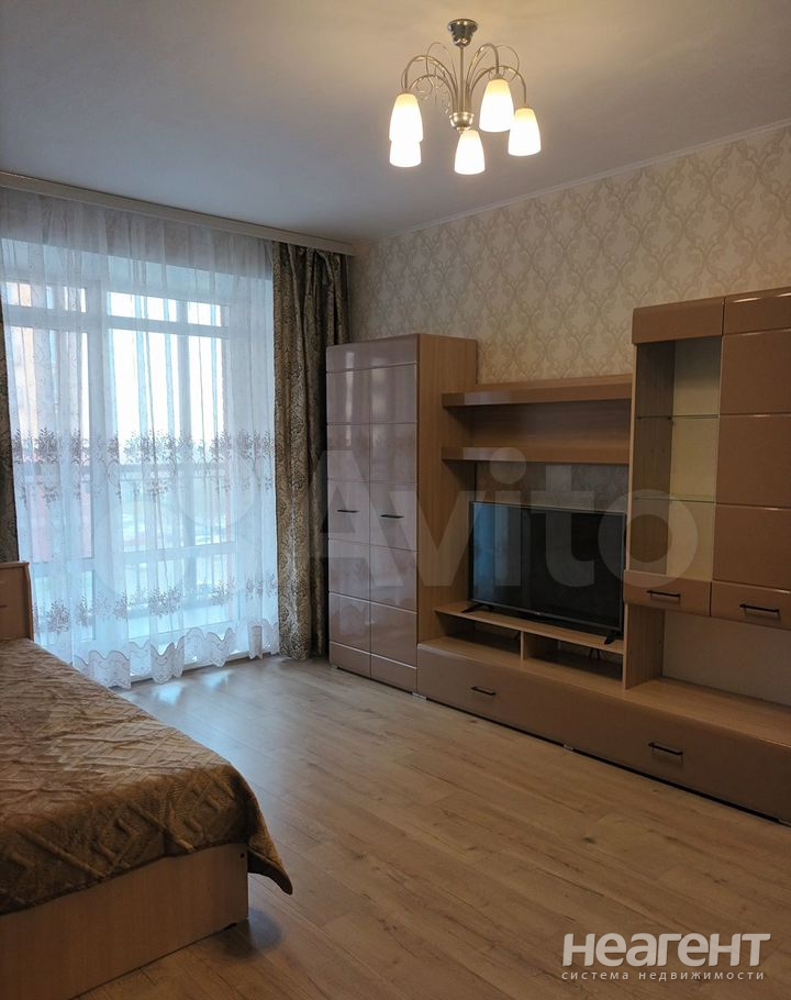 Сдается 1-комнатная квартира, 46 м²