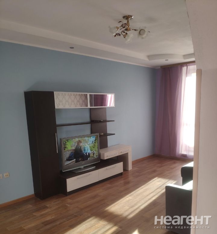 Сдается 2-х комнатная квартира, 70 м²