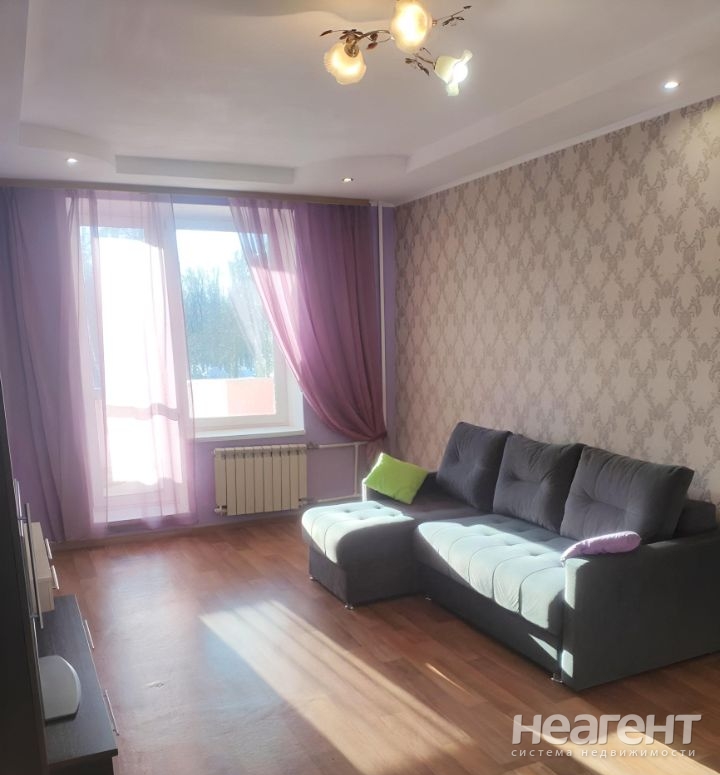 Сдается 2-х комнатная квартира, 70 м²