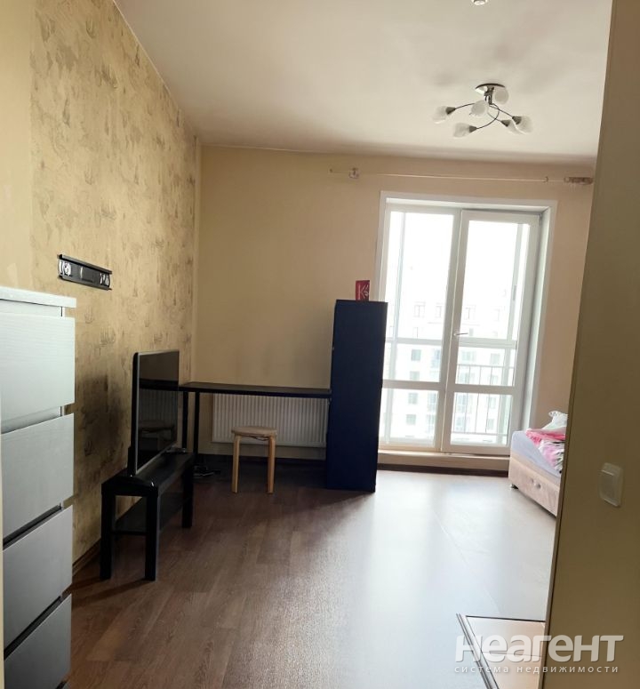 Сдается 1-комнатная квартира, 35 м²