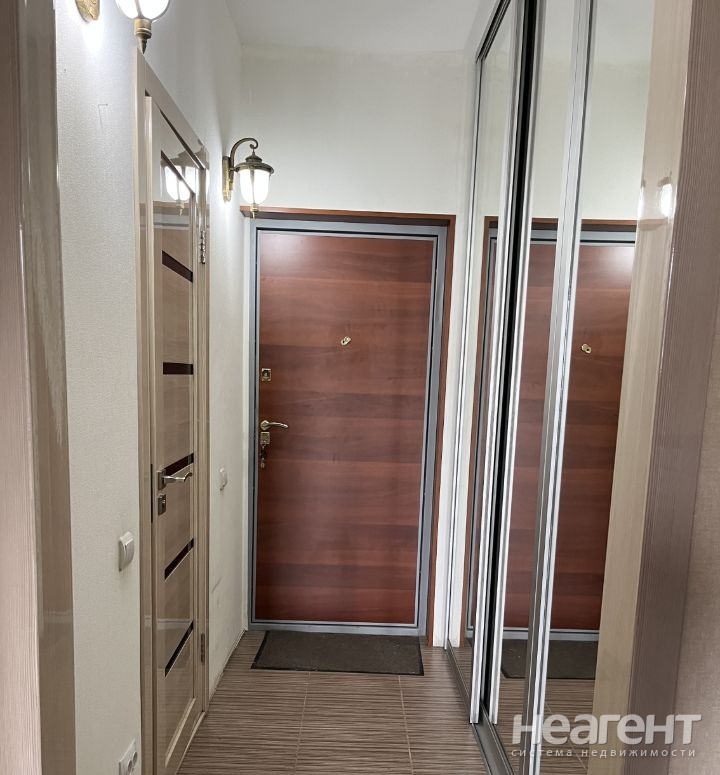 Сдается 1-комнатная квартира, 35 м²