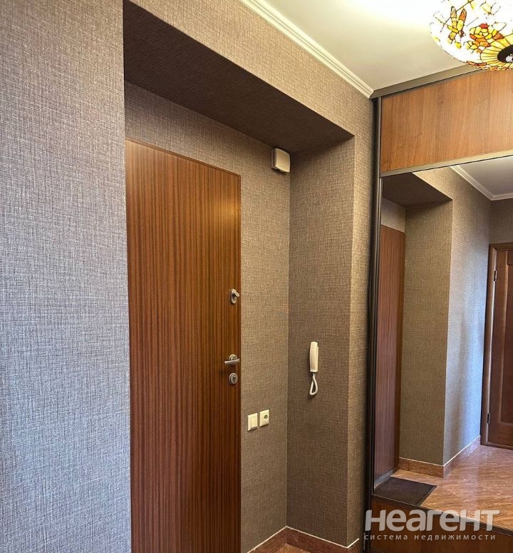 Сдается 2-х комнатная квартира, 54 м²