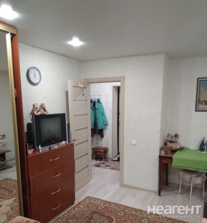 Продается 1-комнатная квартира, 33 м²