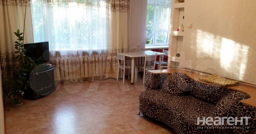 Продается 3-х комнатная квартира, 56 м²