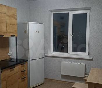 Сдается 1-комнатная квартира, 39 м²