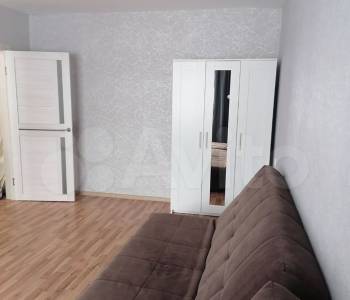 Сдается 1-комнатная квартира, 37 м²