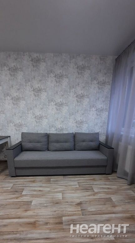 Сдается 1-комнатная квартира, 40 м²