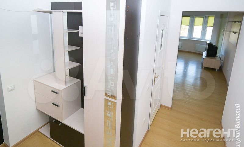 Сдается 1-комнатная квартира, 40 м²