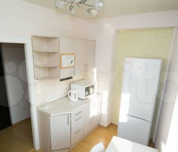 Сдается 1-комнатная квартира, 40 м²