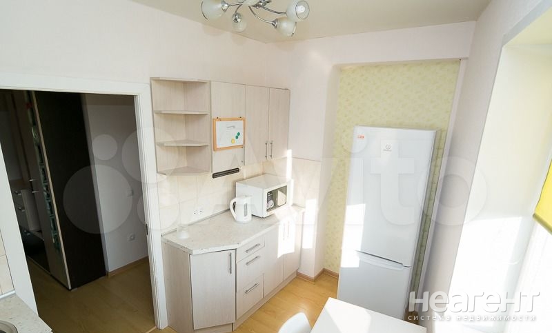 Сдается 1-комнатная квартира, 40 м²