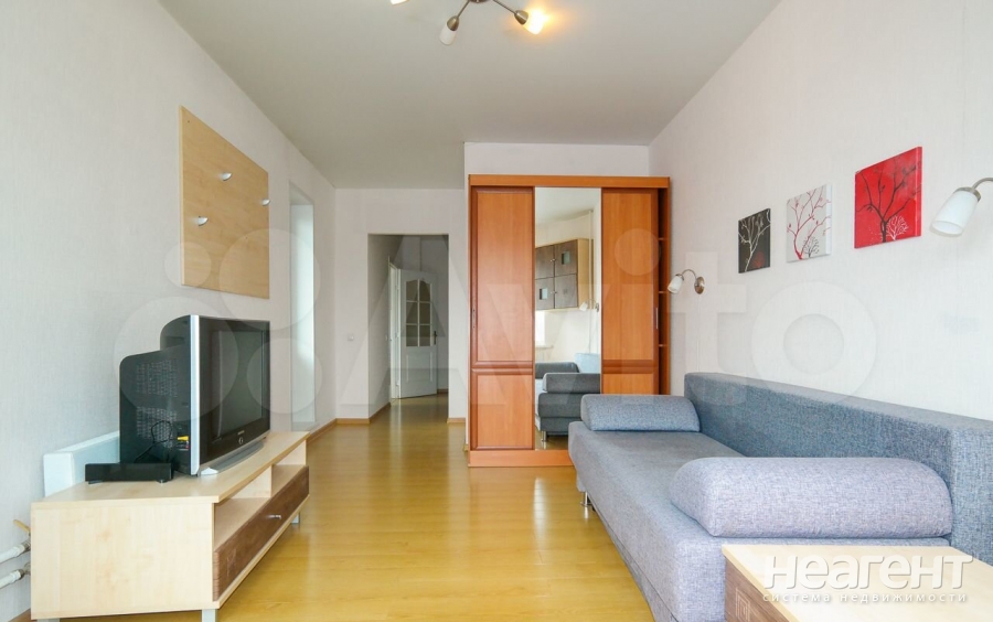 Сдается 1-комнатная квартира, 40 м²