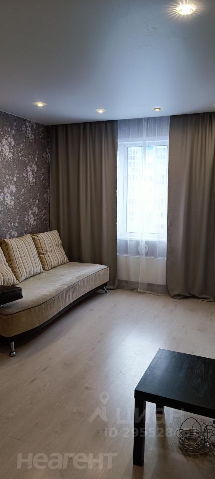 Сдается 1-комнатная квартира, 35 м²