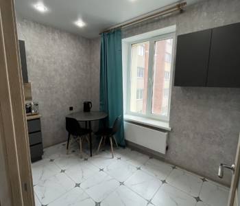 Сдается 1-комнатная квартира, 37 м²