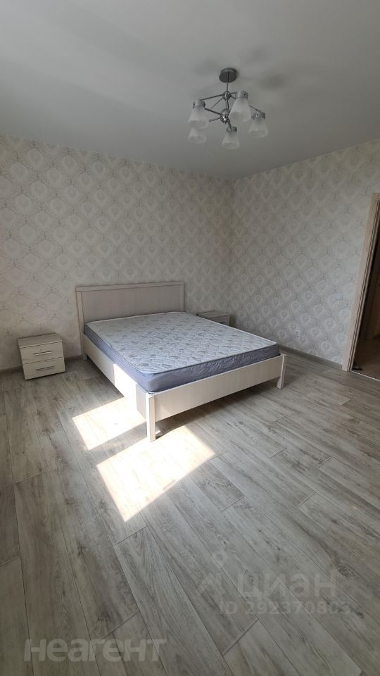 Сдается 1-комнатная квартира, 45 м²