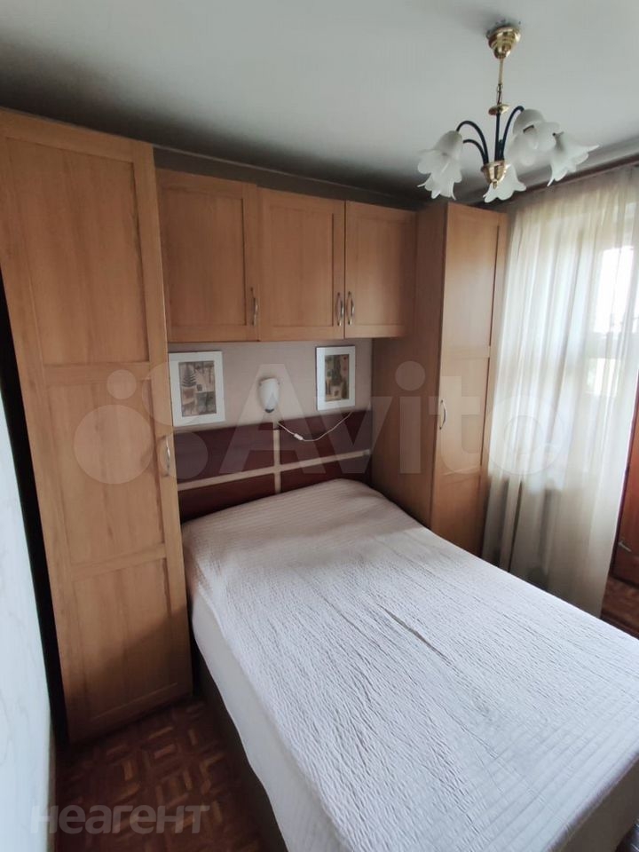 Сдается Многокомнатная квартира, 60 м²