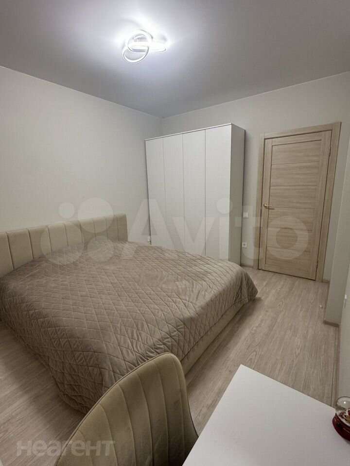 Сдается 1-комнатная квартира, 38,6 м²