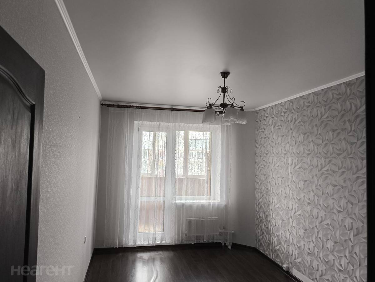 Сдается Многокомнатная квартира, 64 м²