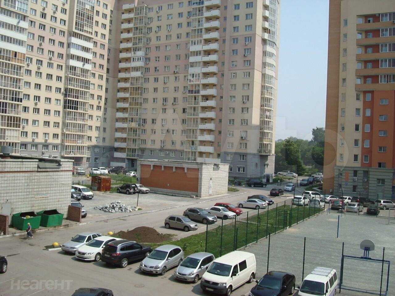 Сдается 2-х комнатная квартира, 77 м²