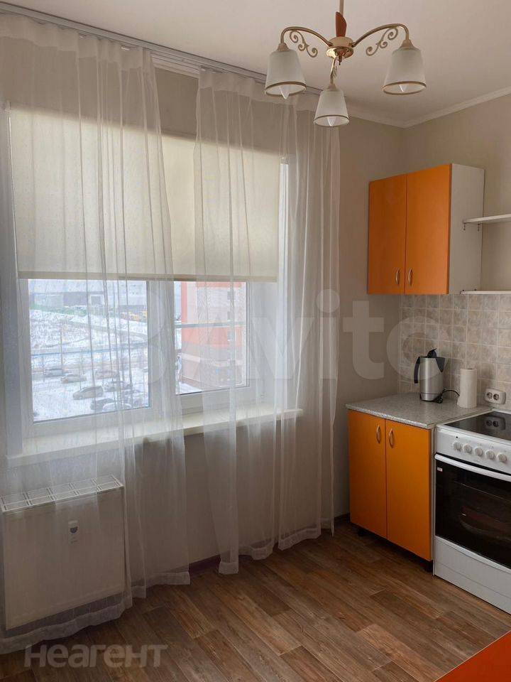 Сдается 1-комнатная квартира, 38 м²