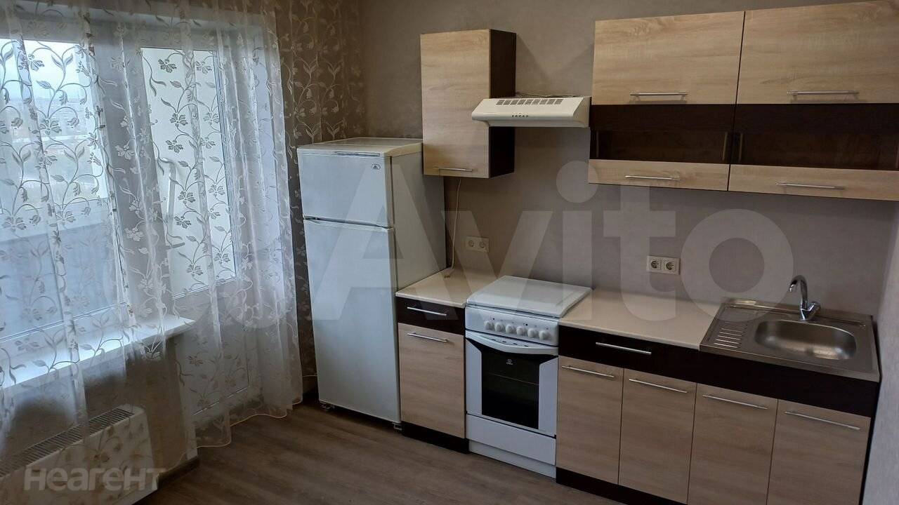 Сдается 1-комнатная квартира, 40 м²