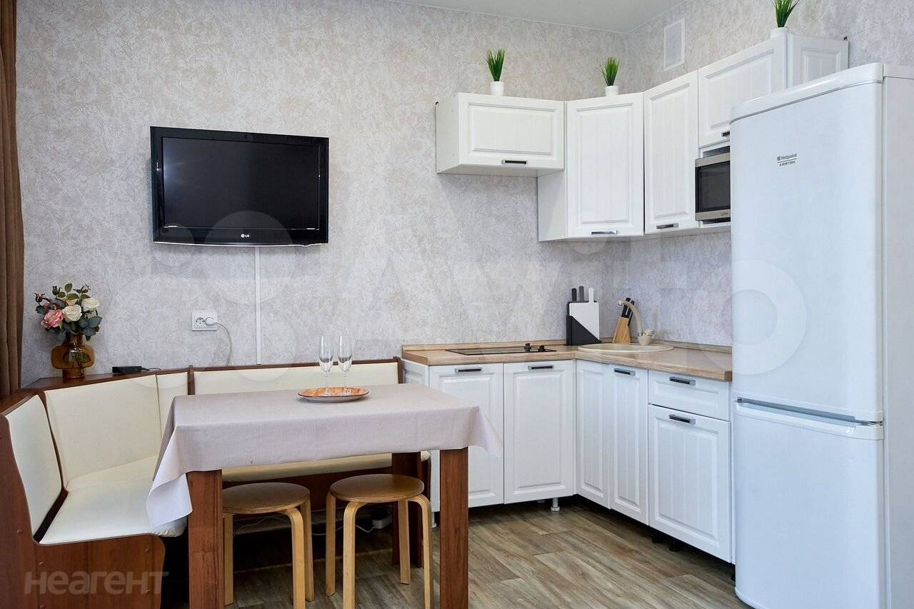 Сдается 1-комнатная квартира, 37 м²