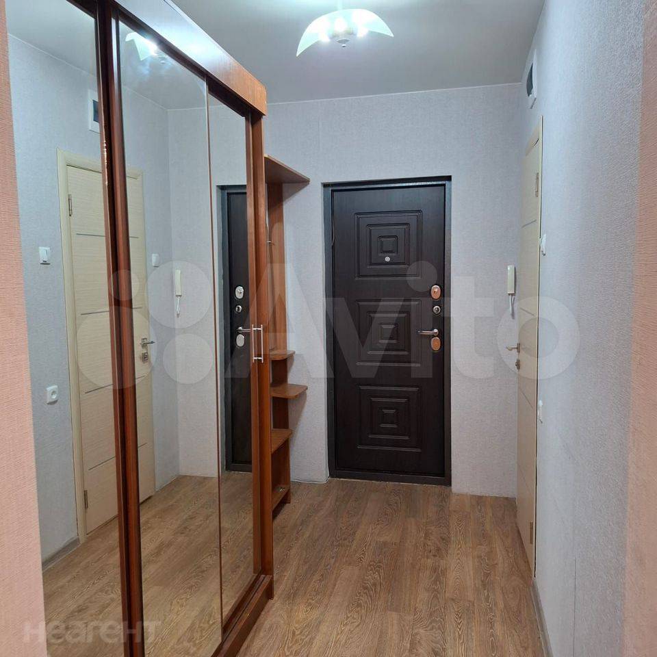 Сдается 1-комнатная квартира, 38 м²