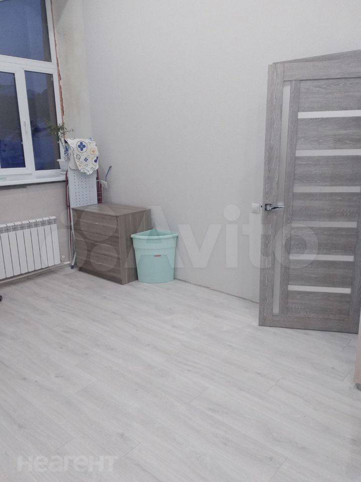 Сдается 1-комнатная квартира, 42 м²