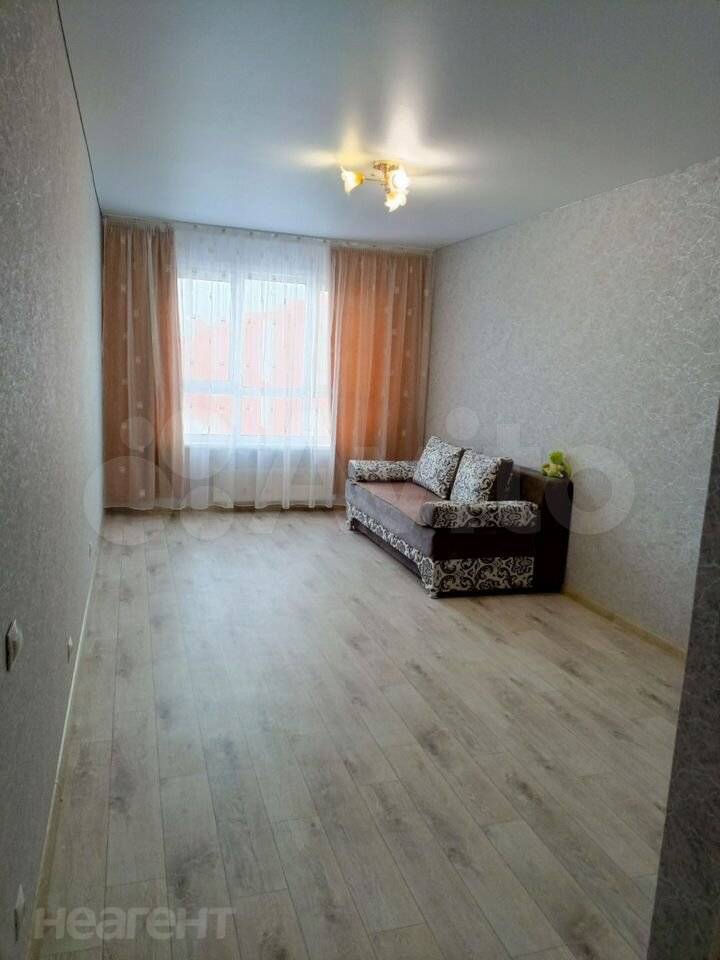 Сдается 2-х комнатная квартира, 60 м²