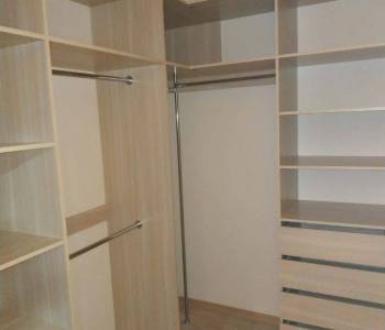 Продается 1-комнатная квартира, 32 м²