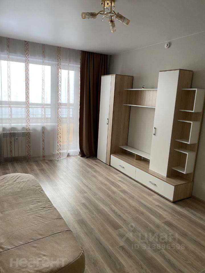 Сдается 1-комнатная квартира, 41 м²