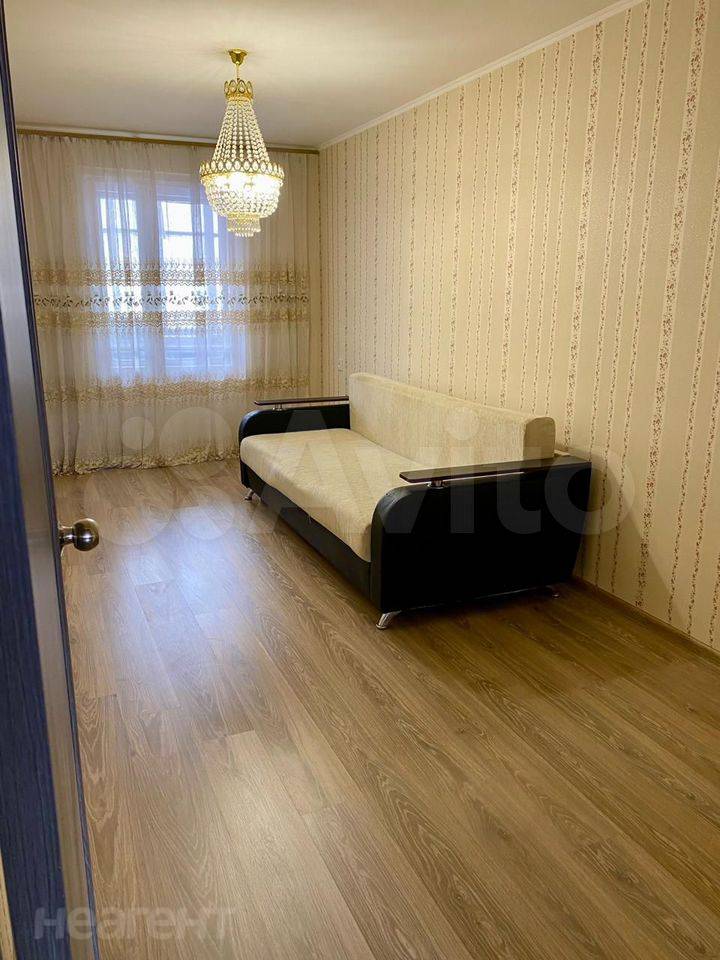 Сдается Многокомнатная квартира, 60 м²