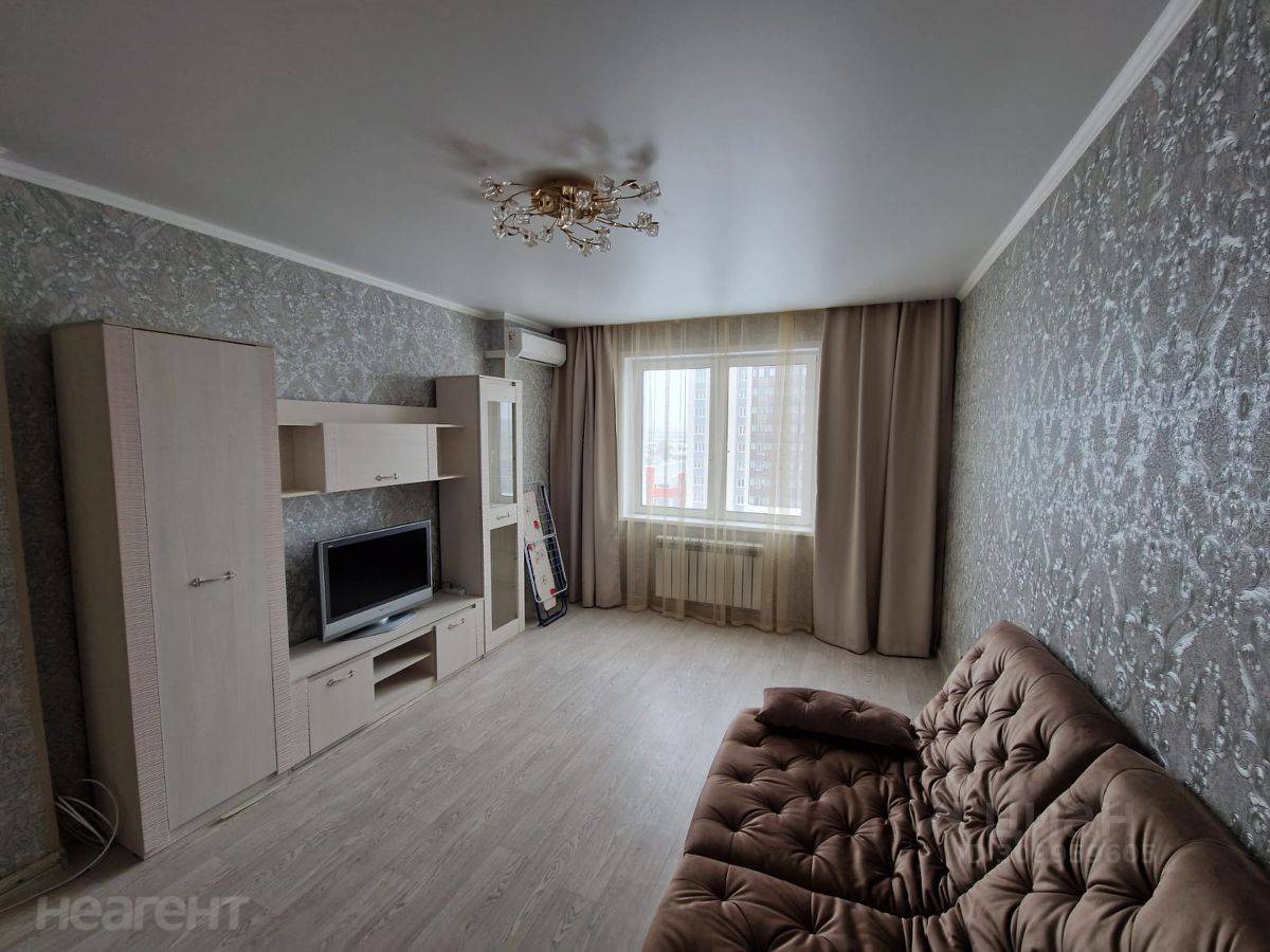 Сдается 1-комнатная квартира, 39 м²