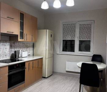 Сдается 1-комнатная квартира, 44 м²