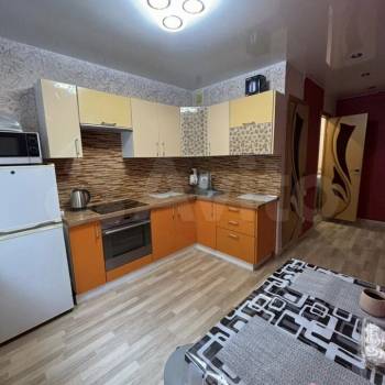 Сдается 1-комнатная квартира, 40 м²