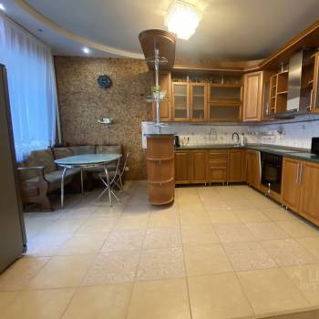 Продается 3-х комнатная квартира, 97,6 м²